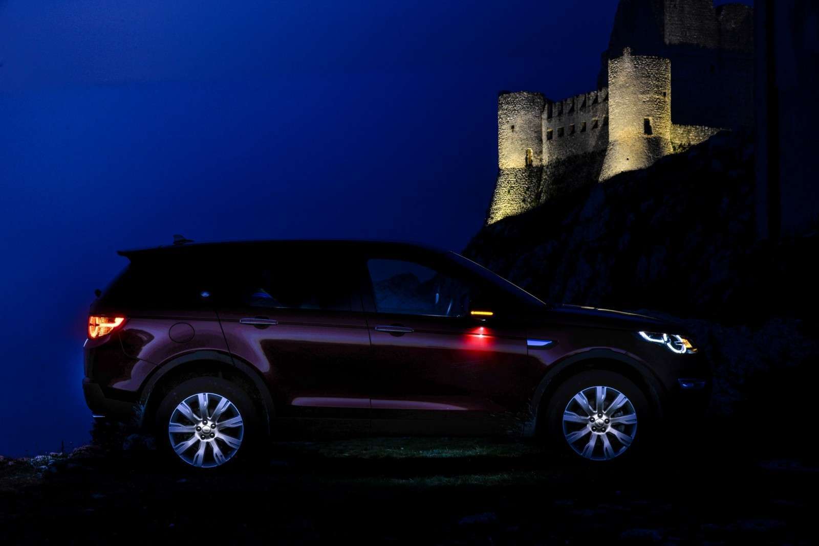 LANDROVER DISCOVERY SPORT ©lucaromanopix