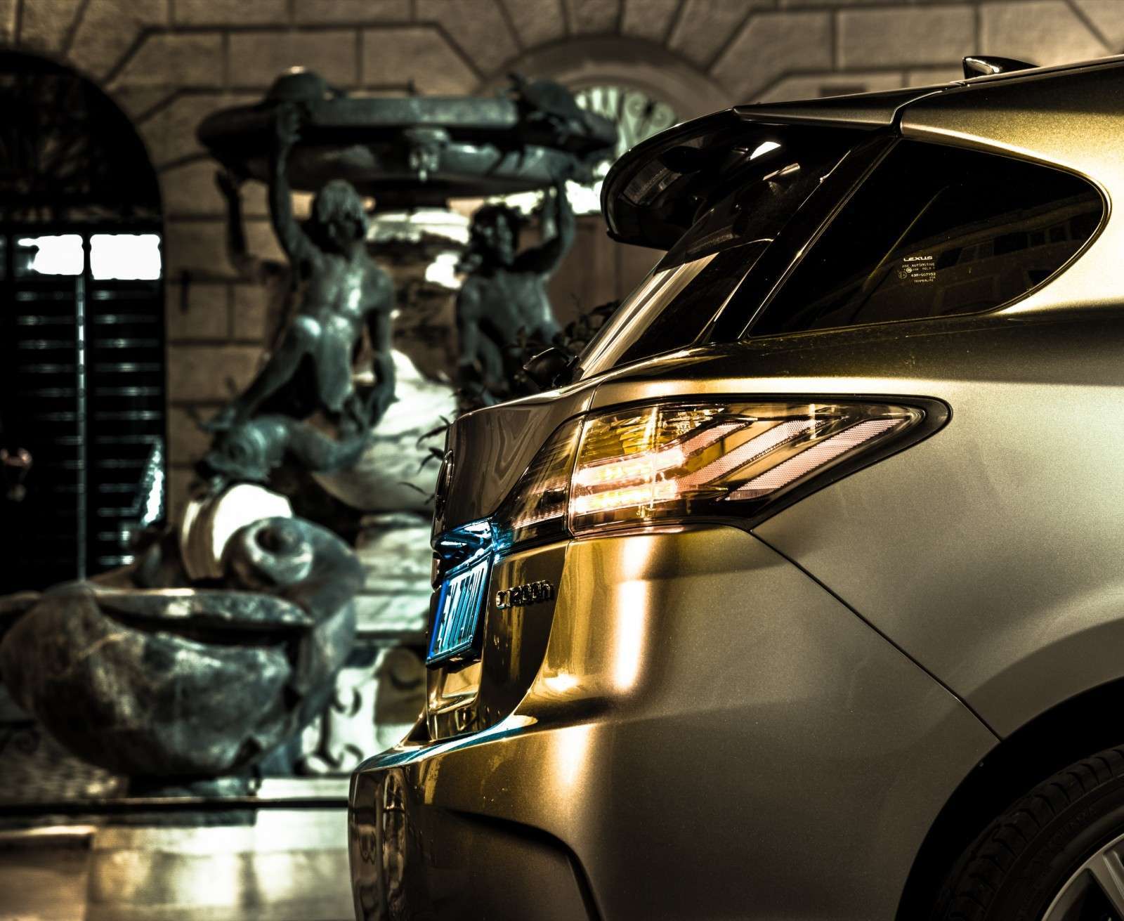 LEXUS CT200Hybrid, SET BAROCCO ©lucaromanopix